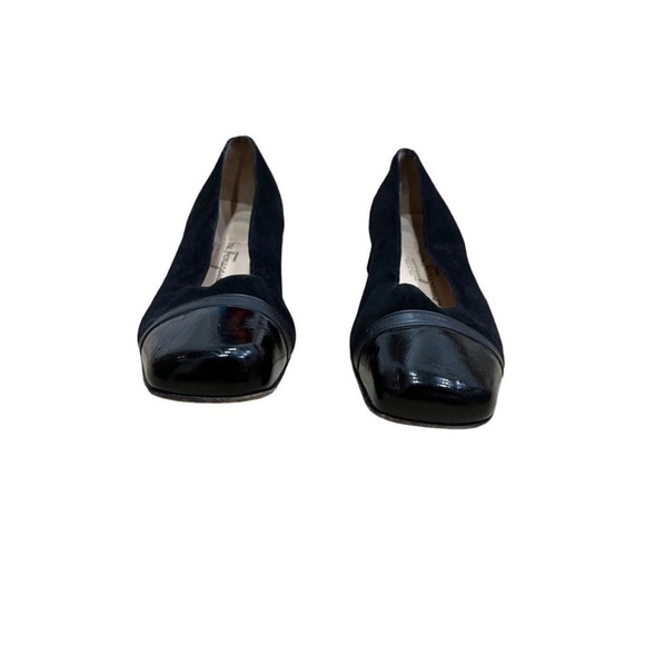 Salvatore Ferragamo Black Flats - Picture 2 of 7